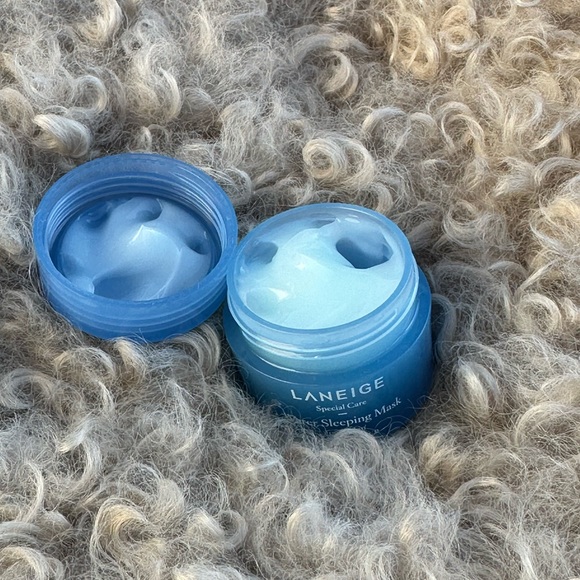 LANEIGE Water Sleeping Mask - Picture 2 of 2